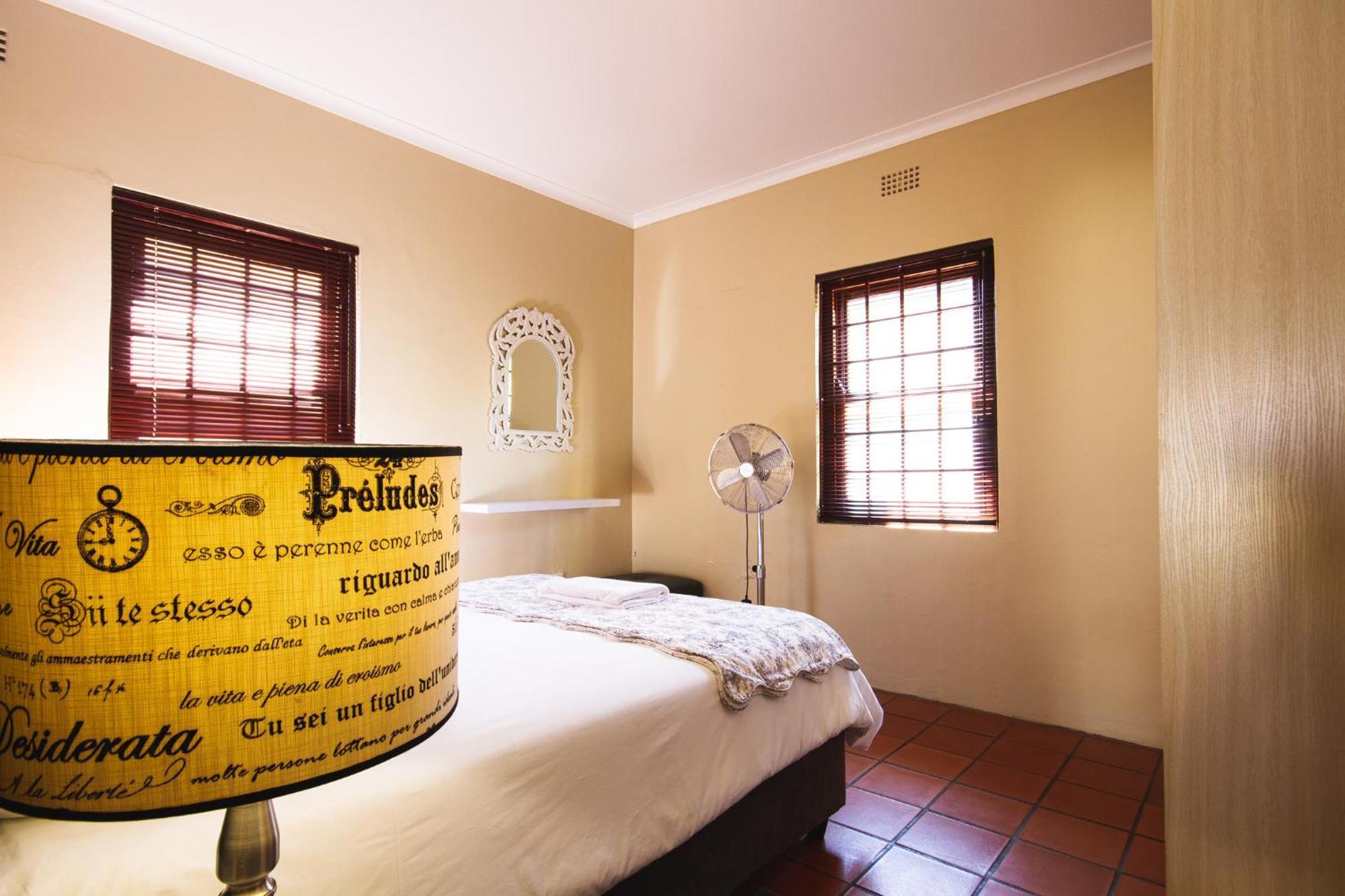 Villa Swellendam Self Catering Habitación foto